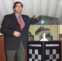 Vishy Anand with the Corus 2004 trophy