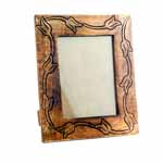 Antique Finish Wooden Photo Frame (Floral Design in Brown 8 x 6 inches