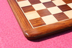 The Executive Round edge chess boards are available in different sizes and woods.