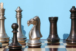 Deluxe Brass Chess Set includes Pieces, board and velvet case!