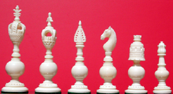 EuroBurmese 4.5" King Camel bone chess pieces