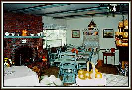 photo of dining table at Woodland Inn Bed and Breakfast, Woodland Park, Colorado
